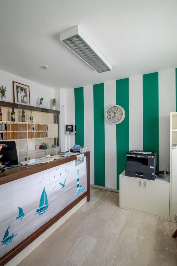 Residence Riviera Albenga Exterior photo