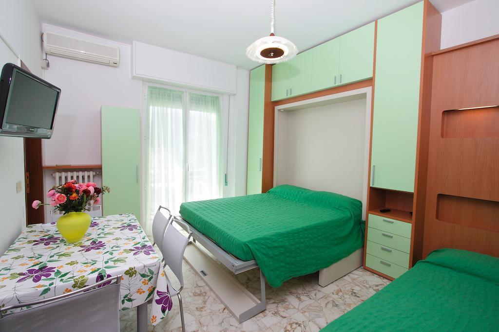 Residence Riviera Albenga Room photo